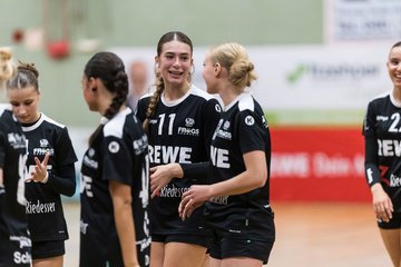 Bild 205 - wBJ SV Henstedt Ulzburg - HSG Holstein Kiel/Kronshagen : Ergebnis: 30:28
